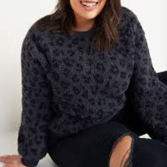 Old Navy Tops - Old Navy Animal Print Pull Over Sherpa Sweatshirt in Blue Grey Size 2X Plus